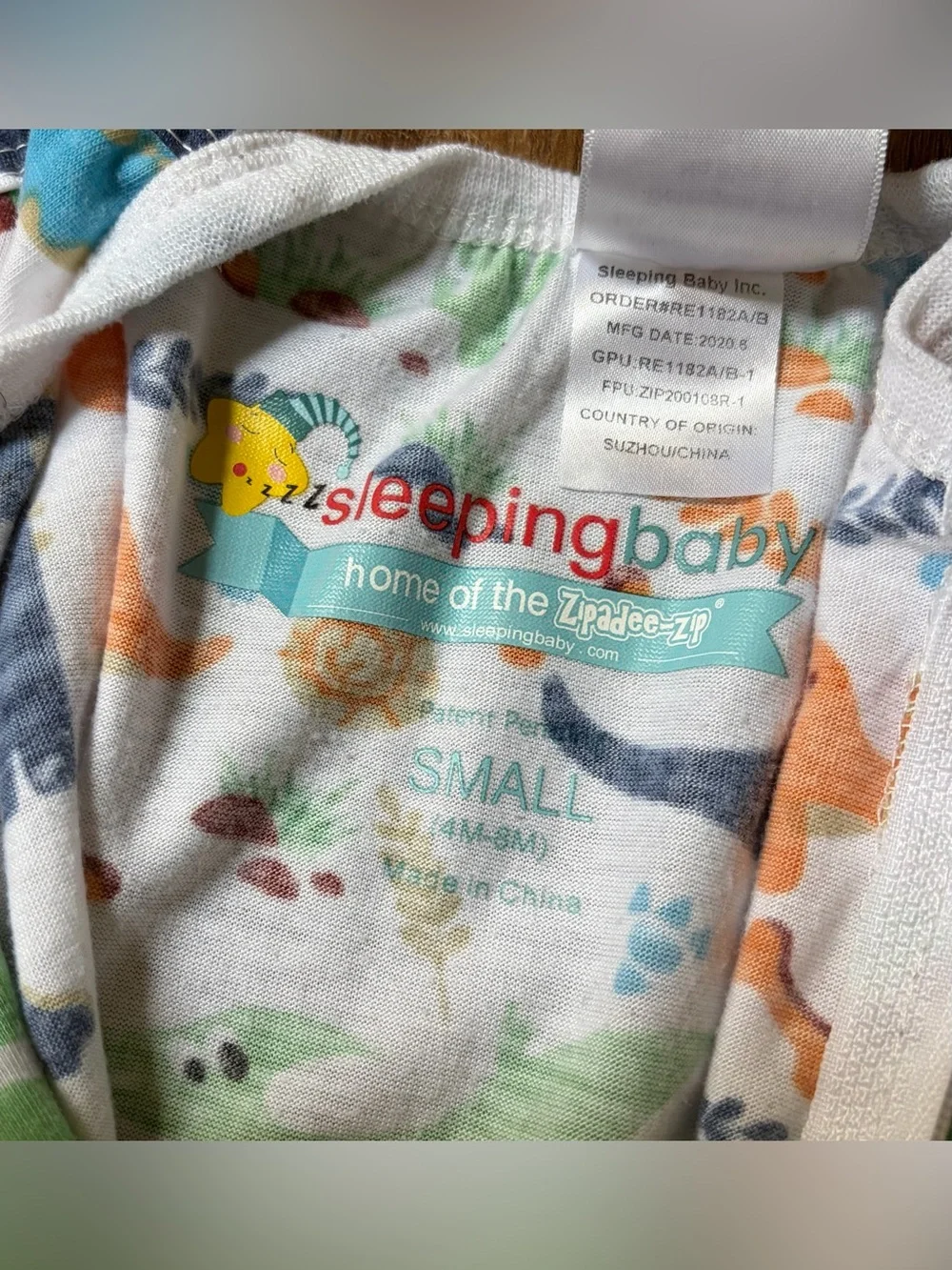 Sleeping Baby Zipadee zip dinosaurs lightweight size small 4m-8m
